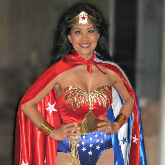 Meet your Posher! - Picture 5 of 8